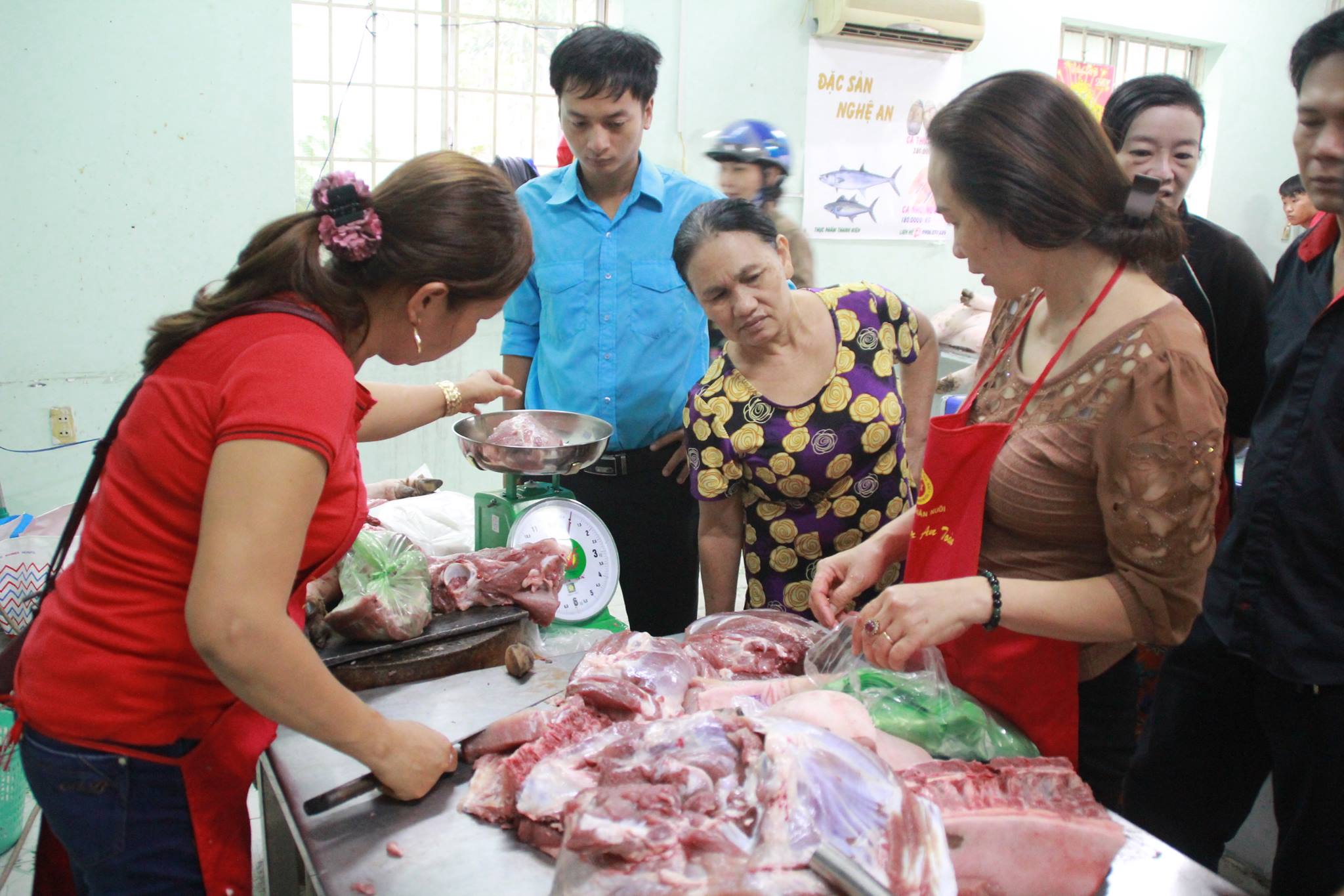 Xã hội - Đồng Nai: Các điểm 'giải cứu' heo tiêu thụ gần 140 tấn thịt