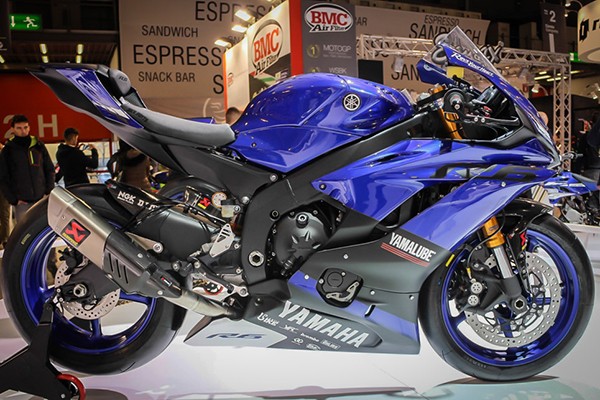 Xe máy - Siêu môtô Yamaha R6 2017 giá 278 triệu đồng hầm hố cỡ nào?