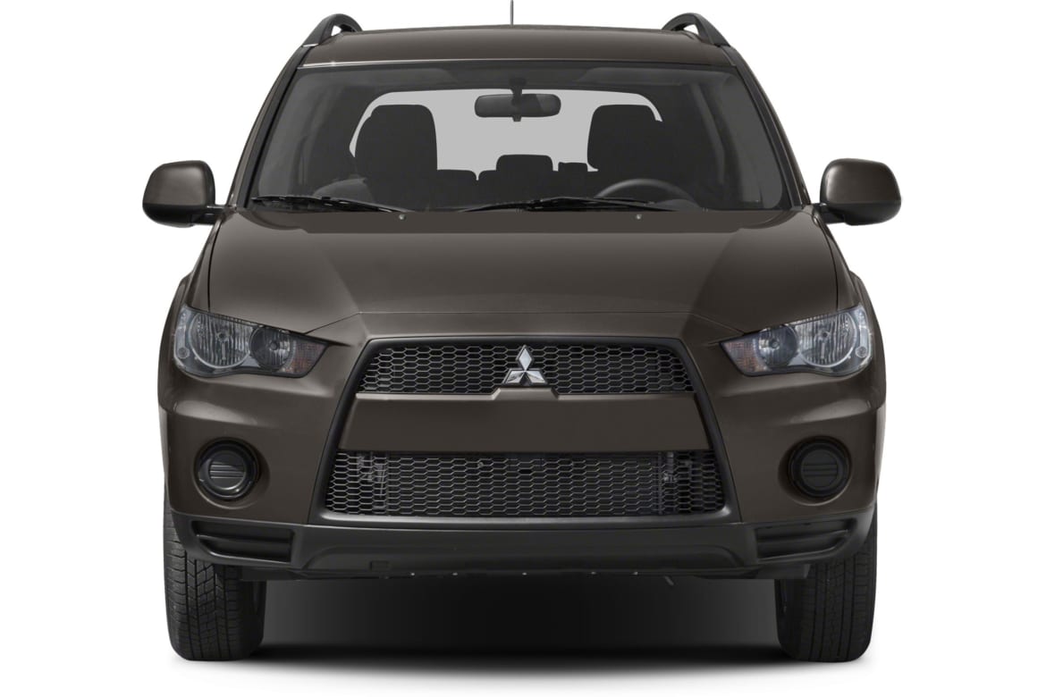 Thị trường - 46.263 xe Mitsubishi Outlander bị triệu hồi do lỗi cần gạt nước