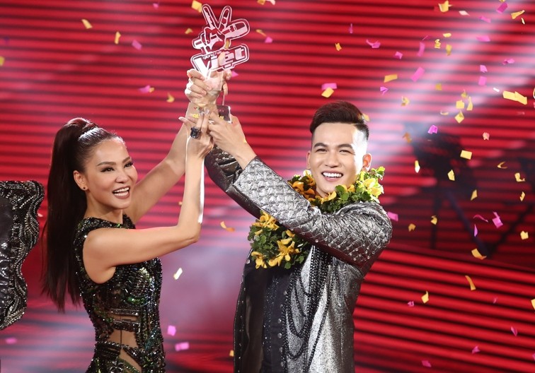 Ngôi sao - Ali Hoàng Dương và hành trình ‘lột xác’ ngoạn mục tại The Voice 2017