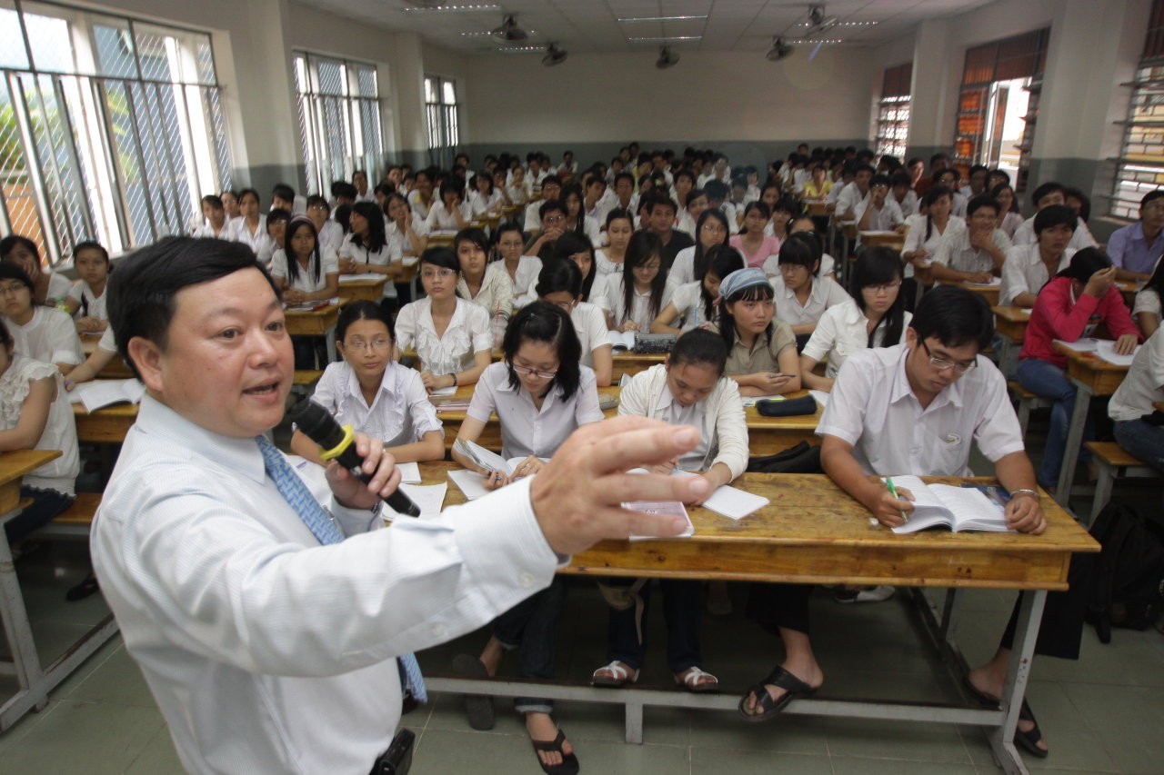 Góc nhìn luật gia - Thí điểm bỏ biên chế giáo viên: Đặt giáo viên ở đâu nếu bỏ biên chế?