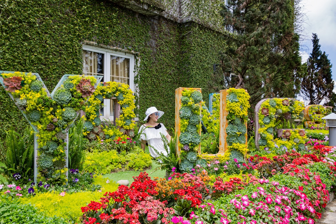 Tiêu dùng & Dư luận - Vinh danh Sun World Ba Na Hills ‘Khu du lịch hàng đầu Việt Nam 2017'