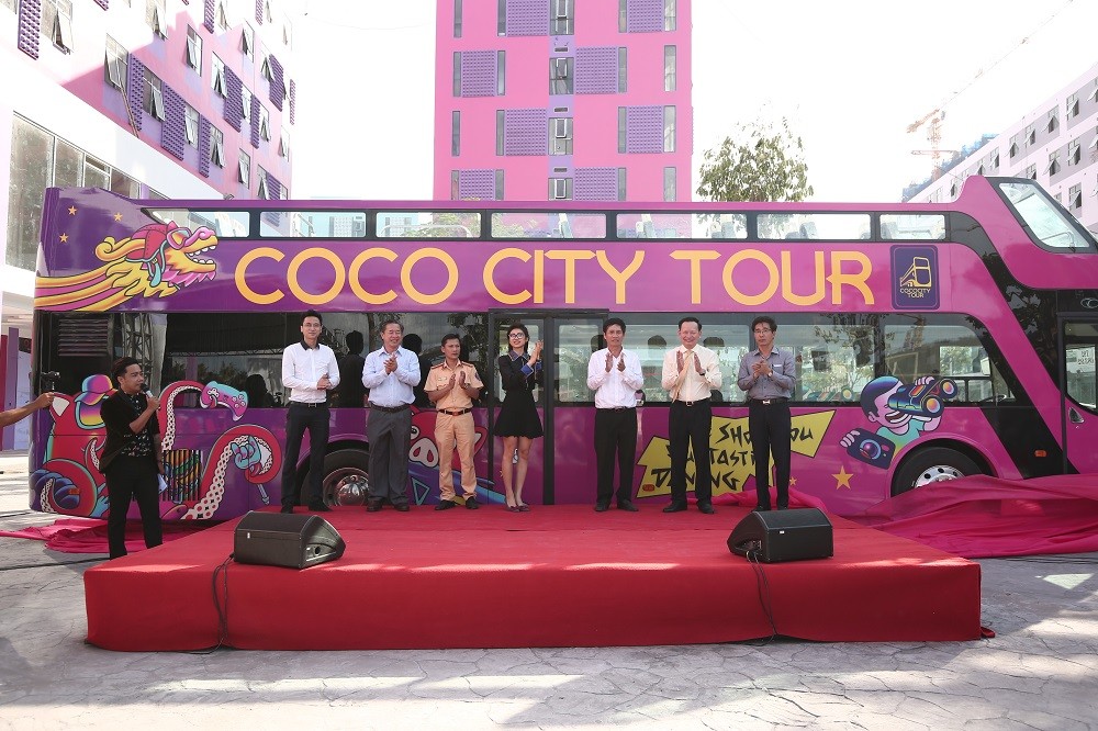 Tiêu dùng & Dư luận - Xe buýt du lịch 2 tầng Coco City Tour đã có mặt tại Đà Nẵng 