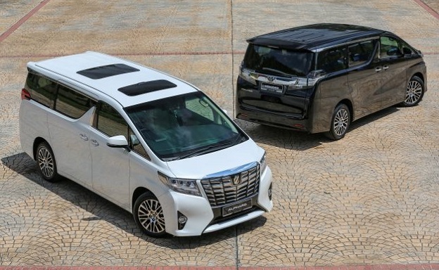 Thị trường - ‘Chuyên cơ mặt đất’ Toyota Alphard sẽ là điểm sáng tại VMS 2017?