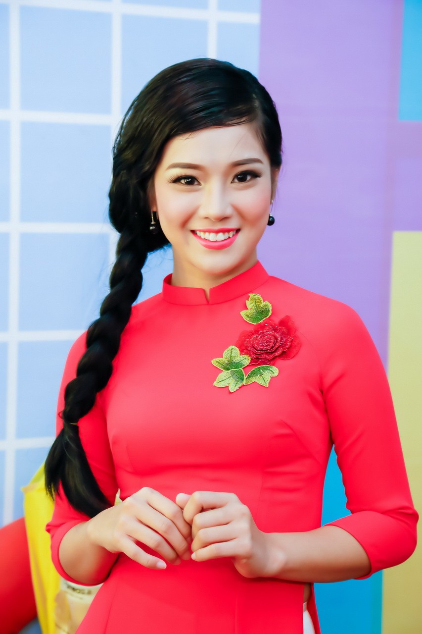 TV Show - Hoàng Yến hát ca khúc 'Người Hà Nội' bằng niềm tự hào về quê hương (Hình 2).