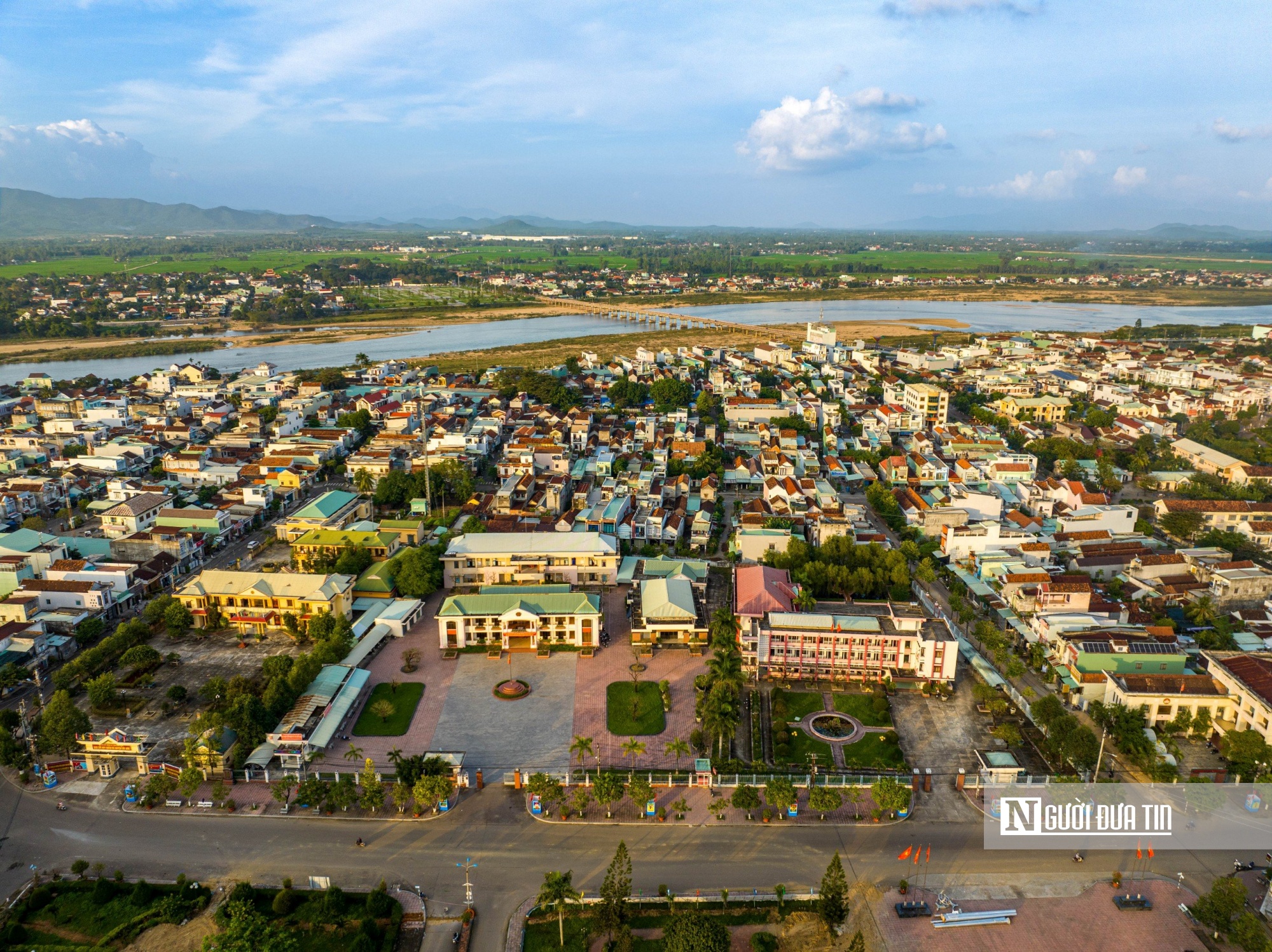 Diện mạo của huyện Tây Sơn, tỉnh Bình Định có nhiều thay đổi sau 13 năm thực hiện Chương trình xây dựng nông thôn mới. Ảnh: Dũng Nhân