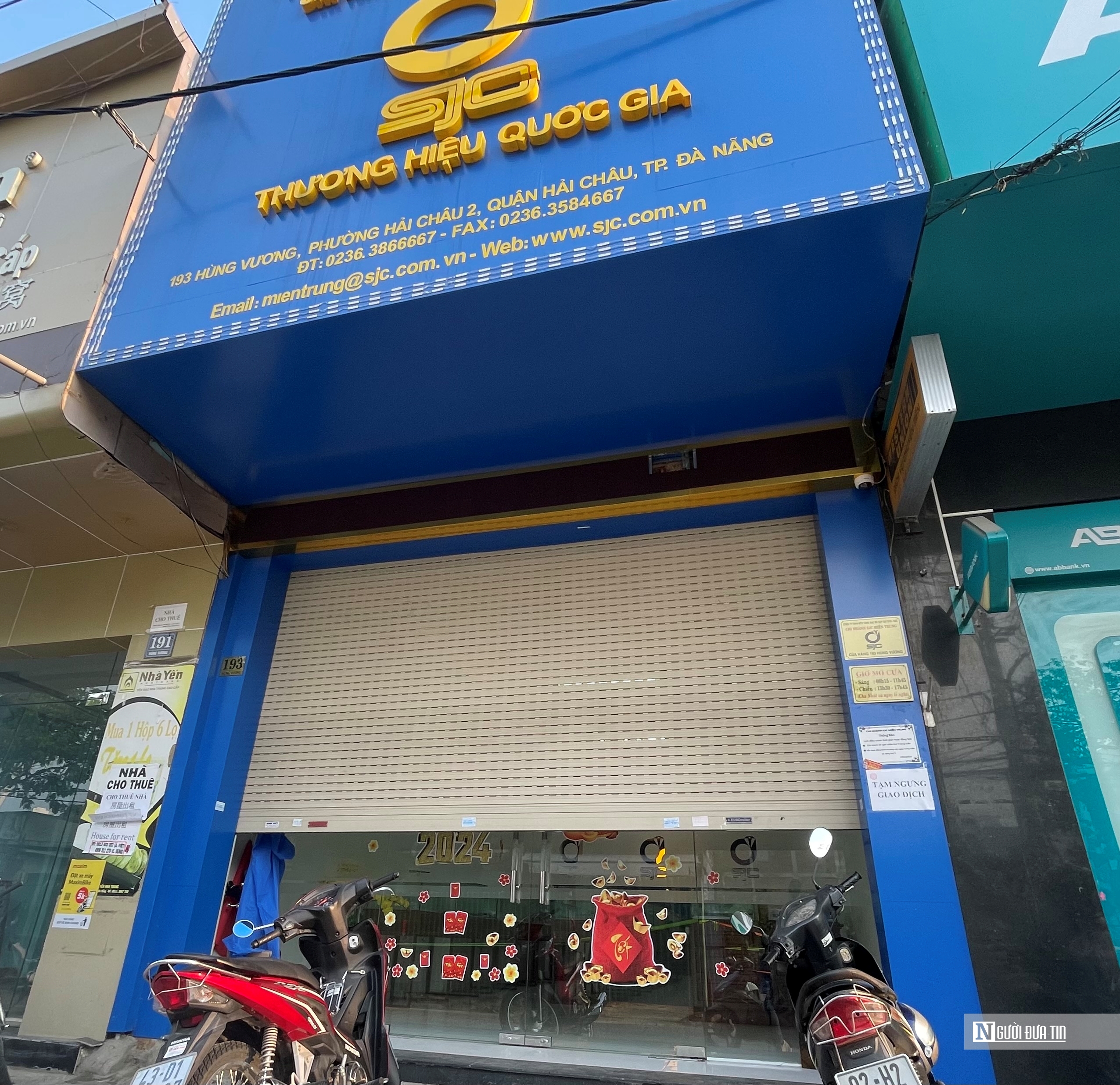 Diễn biến mới về hai cửa hàng vàng SJC “tạm ngừng giao dịch” ở Đà Nẵng- Ảnh 1. Diễn biến mới về hai cửa hàng vàng SJC “tạm ngừng giao dịch” ở Đà Nẵng- Ảnh 1.