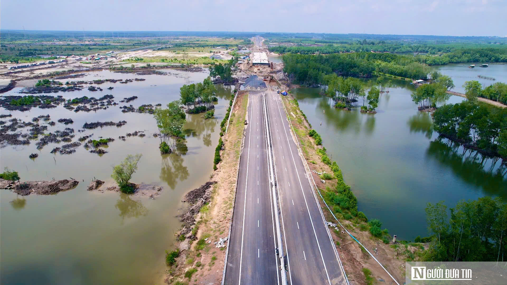 Ngắm nhánh phía Đông cao tốc Bến Lức – Long Thành sắp hoàn thiện- Ảnh 9.