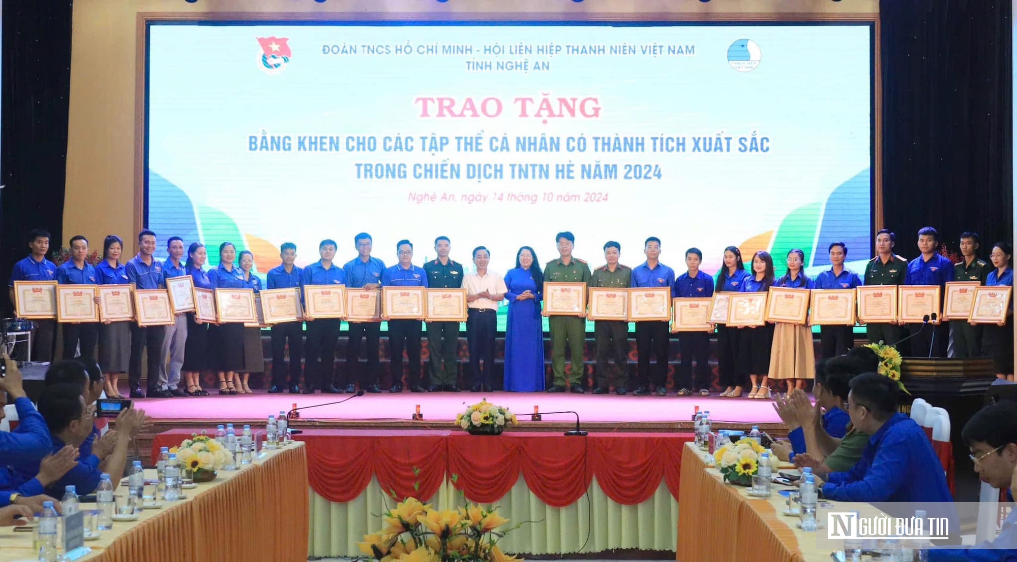 Thanh niên Nghệ An xung kích dựng xây đất nước – Bài 1: Vượt mưa bão, sẻ chia người dân thiên tai- Ảnh 5.