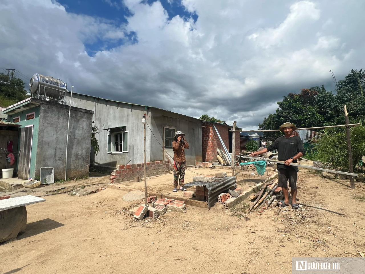 Bất an bên những quả đồi nguy cơ sạt lở ở Kon Tum- Ảnh 1.