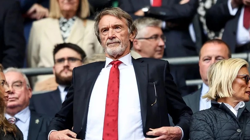 Sir Jim Ratcliffe đang có những bước đi rất mạnh tay ở MU. (ẢNH: GETTY)