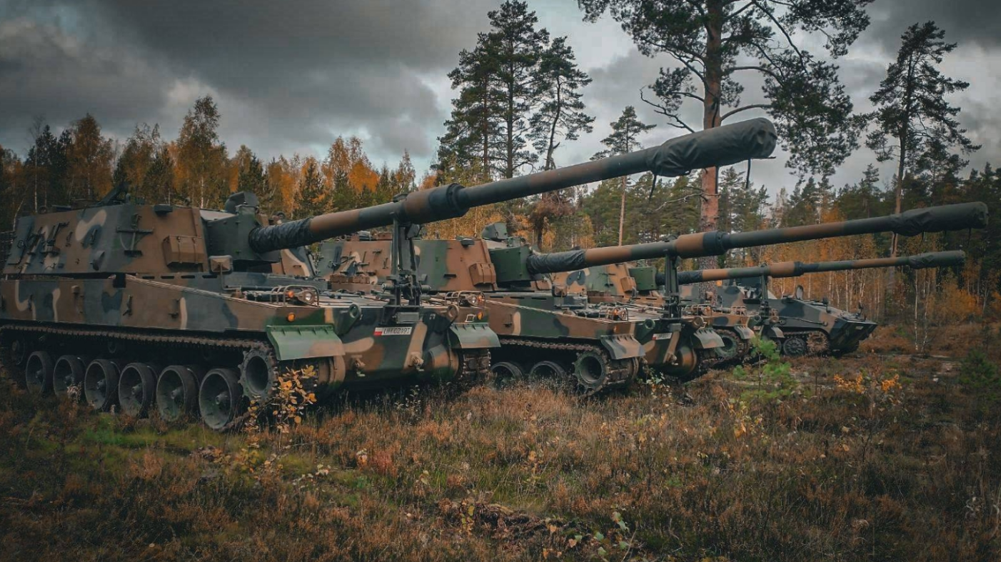 Ba Lan, Estonia bảo vệ sườn Đông NATO với pháo tự hành K9 Thunder Hàn Quốc- Ảnh 1.