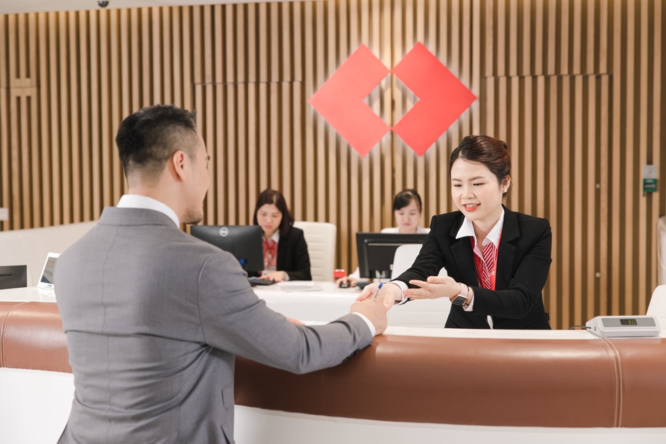 Techcombank lãi trước thuế 22,8 nghìn tỷ đồng 9 tháng đầu năm 2024- Ảnh 1. Techcombank lãi trước thuế 22,8 nghìn tỷ đồng 9 tháng đầu năm 2024- Ảnh 1.