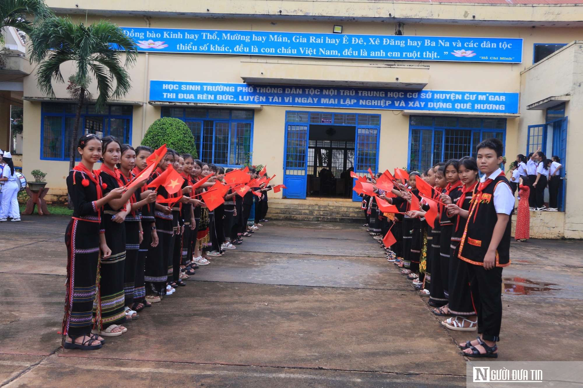 Đắk Lắk dành hơn 170 tỷ đồng đầu tư cho giáo dục vùng đồng bào dân tộc thiểu số- Ảnh 2.