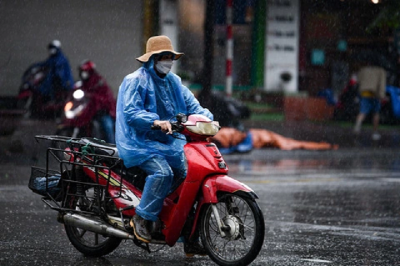 Dự báo thời tiết ngày 28/10: Không khí lạnh liên tiếp dồn xuống kèm mưa to "trắng trời"- Ảnh 1.