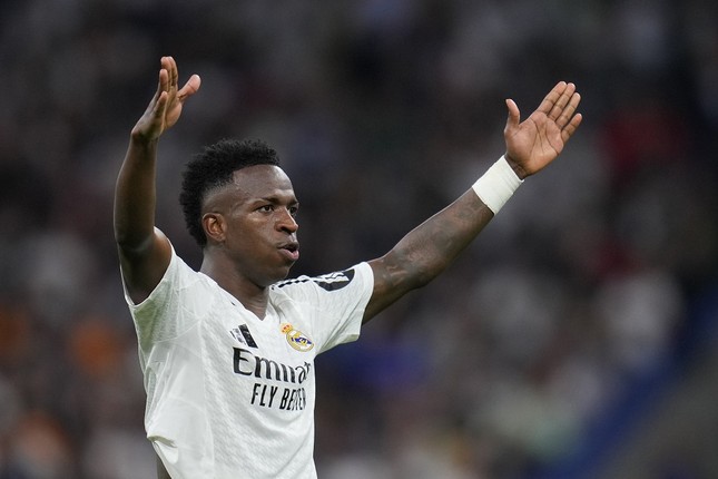 Vinicius và các thành viên khác của Real không dự lễ trao giải Quả bóng vàng 2024.