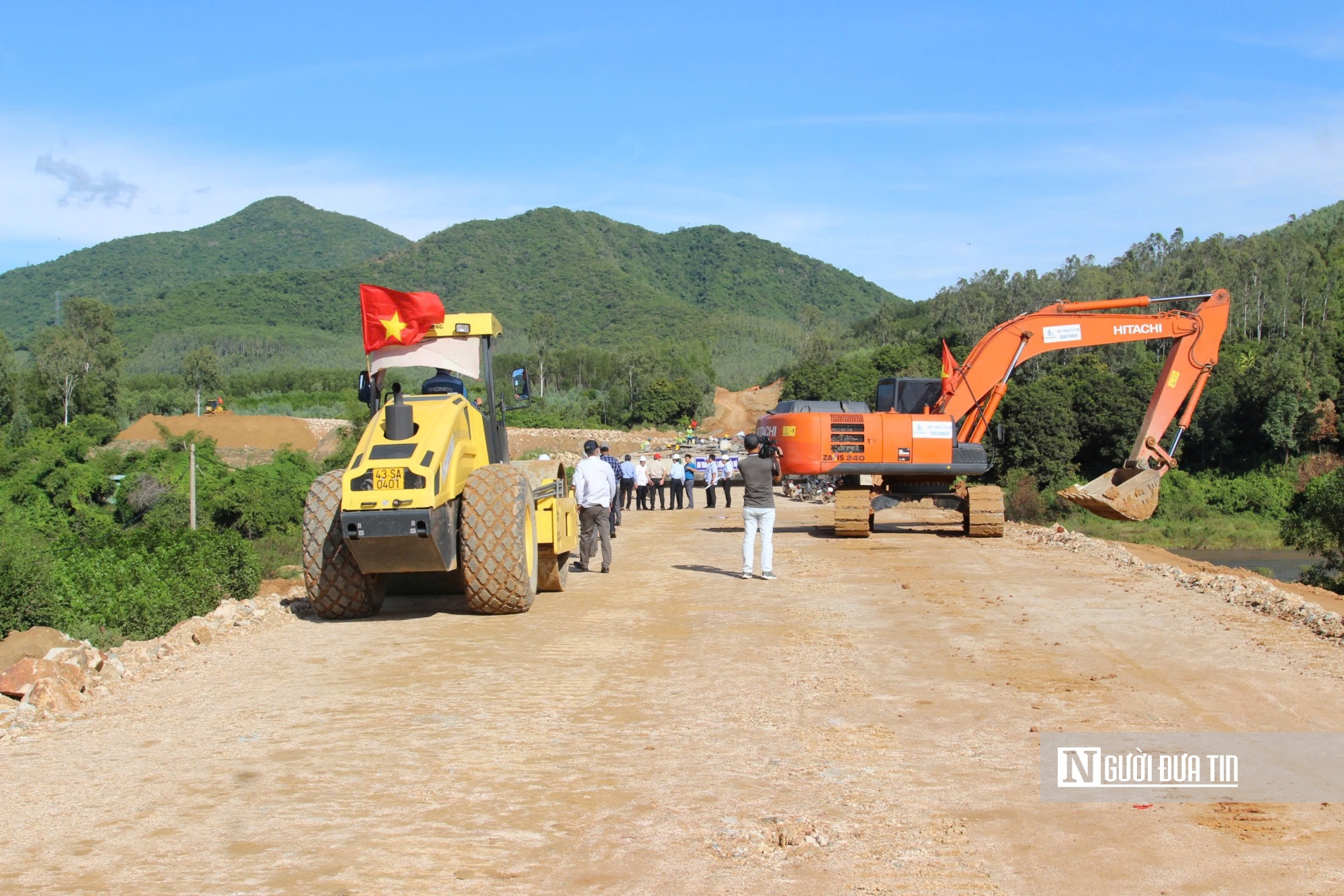 Ban QLDA Giao thông Bình Định:Hoàn thành nhiều dự án giao thông trọng điểm của tỉnh trong năm 2025- Ảnh 5.