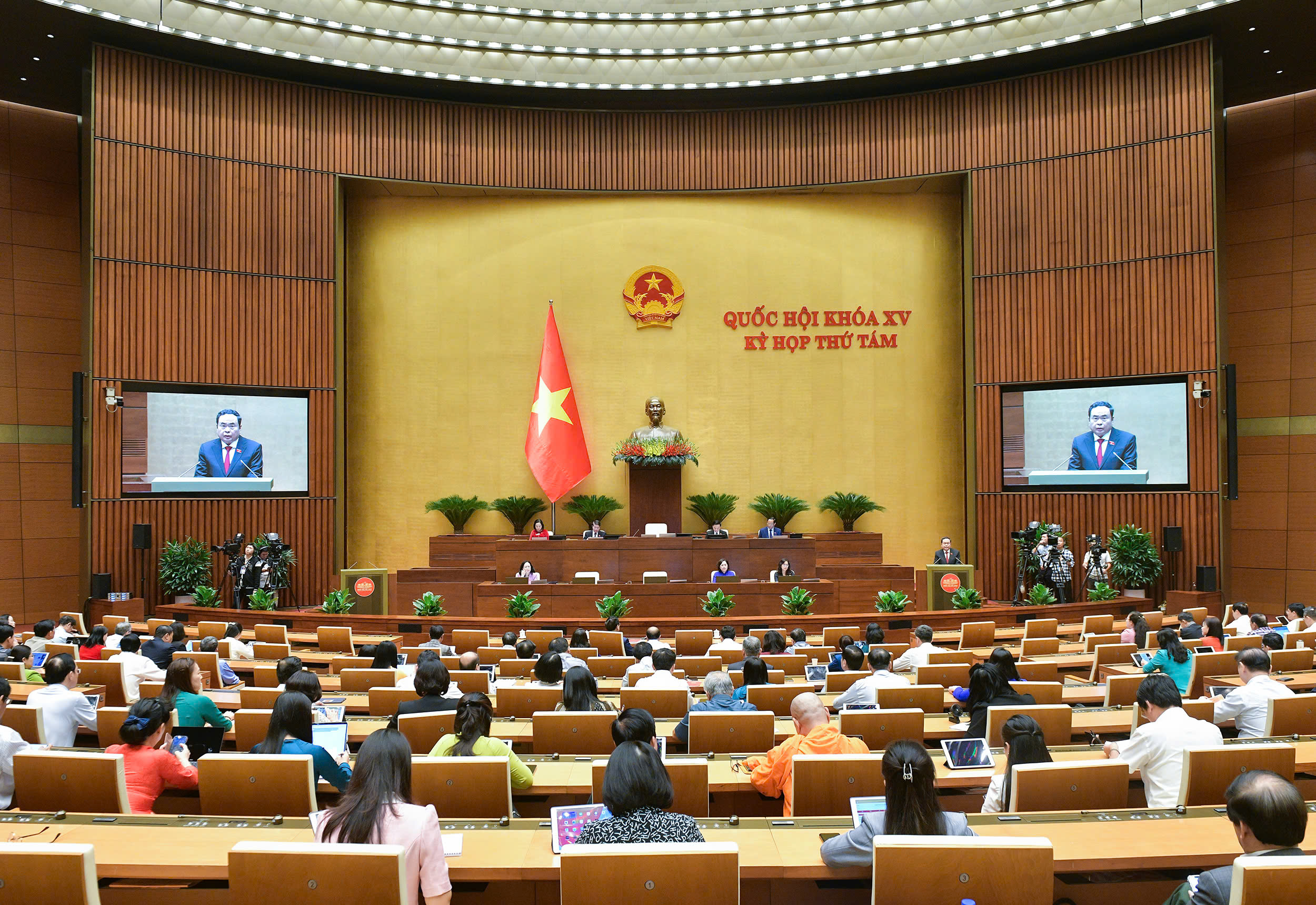 Chủ tịch Quốc hội: Thông qua chất vấn tạo chuyển biến thực sự trong từng lĩnh vực quản lý- Ảnh 2.