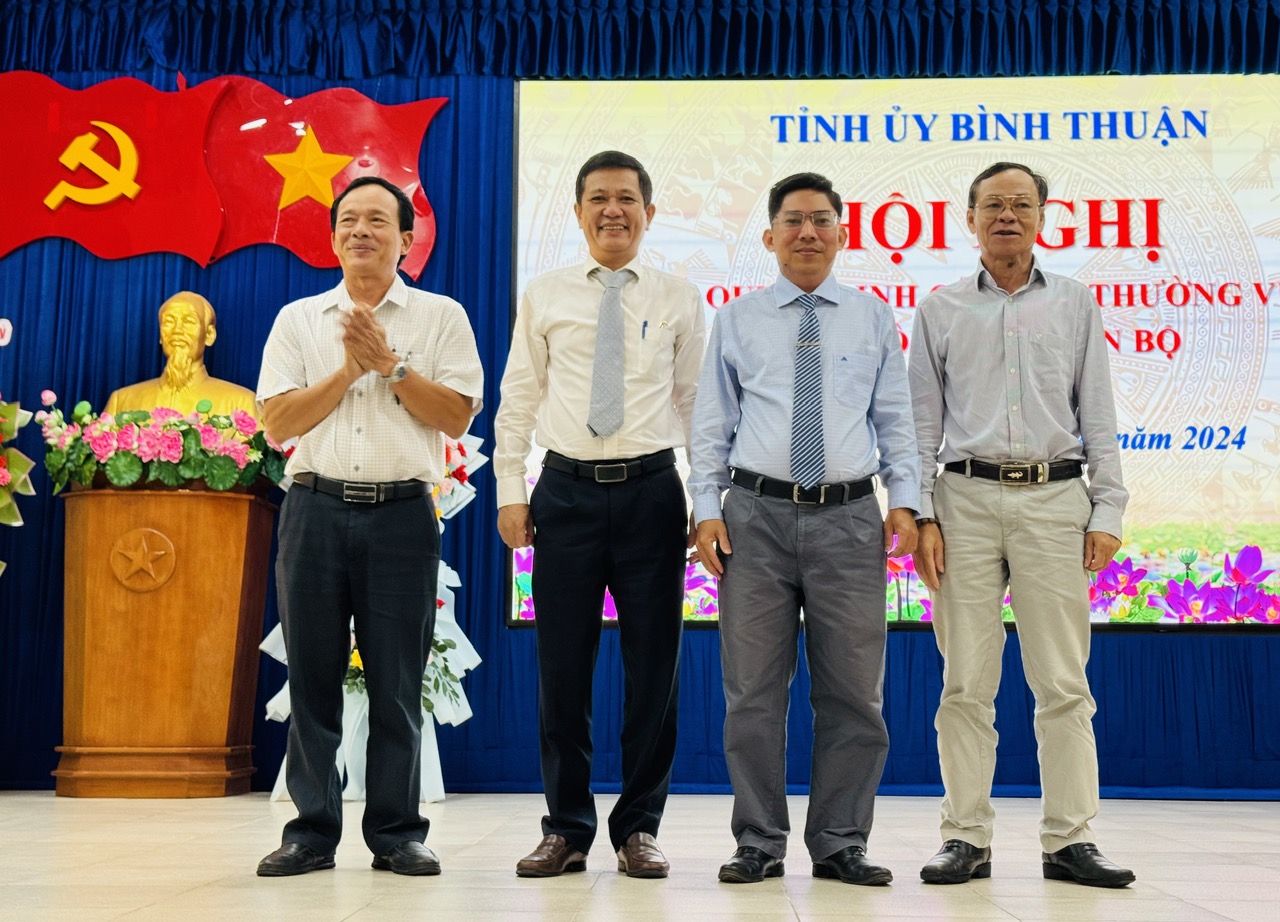 Bình Thuận: Ông Nguyễn Quốc Thắng giữ chức Bí thư Huyện ủy Phú Quý- Ảnh 2.