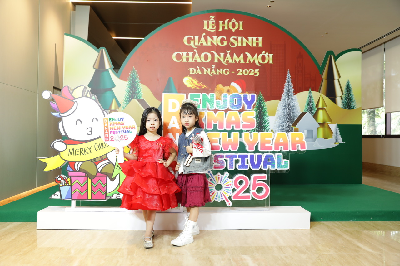 Lễ hội Giáng sinh – Chào Năm mới Đà Nẵng 2025 (Danang X’mas – New Year Festival 2025), hứa hẹn sẽ mang đến một không khí lễ hội sôi động, rực rỡ và ấm áp cho thành phố biển trong dịp Giáng sinh và chào đón năm mới 2025.