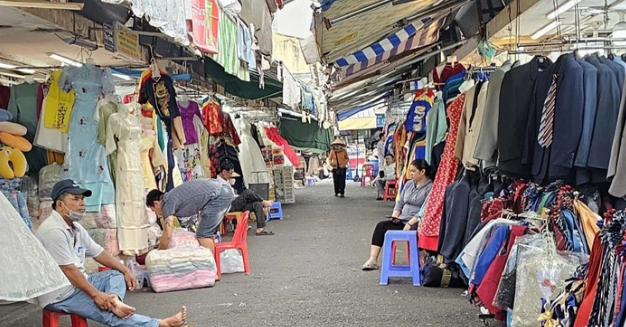 Hàng ngoại nhập giá rẻ "áp đảo" hàng Việt, liệu giá cả có đi đôi với chất lượng?- Ảnh 2.