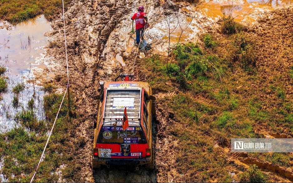 PVOIL VOC 2025 khởi động: Giải đấu off-road lớn nhất từ trước đến nay, “đêm đua” chính thức trở lại- Ảnh 5.