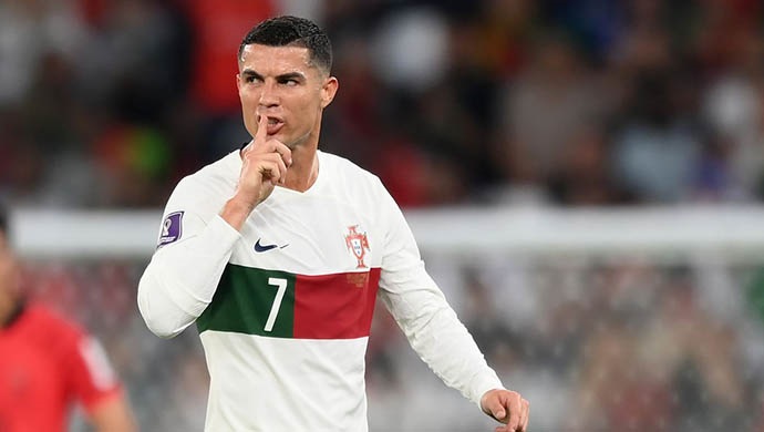 Niềm đam mê bóng đá ở trong Ronaldo vẫn cháy bỏng.