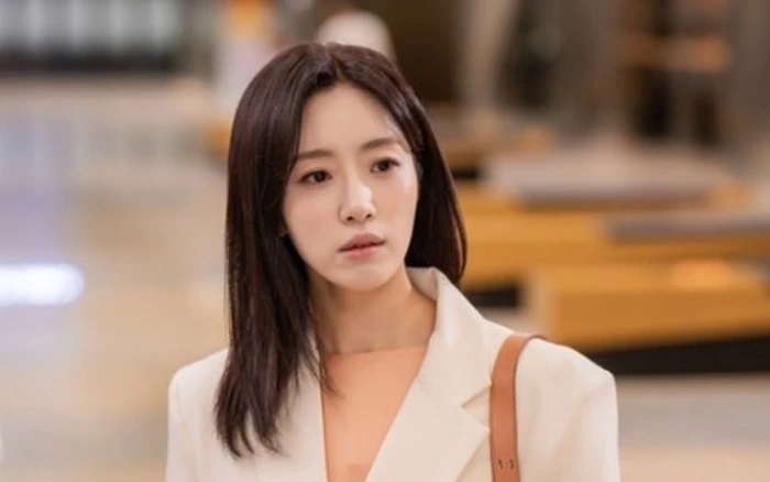 Nữ ca sĩ Eun Jung.