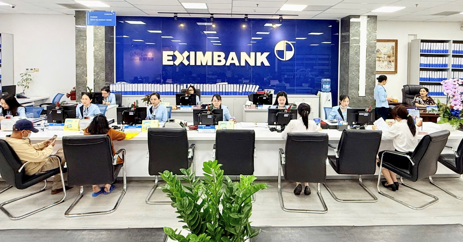 Eximbank tổ chức thành công Đại hội đồng cổ đông bất thường năm 2024- Ảnh 2.