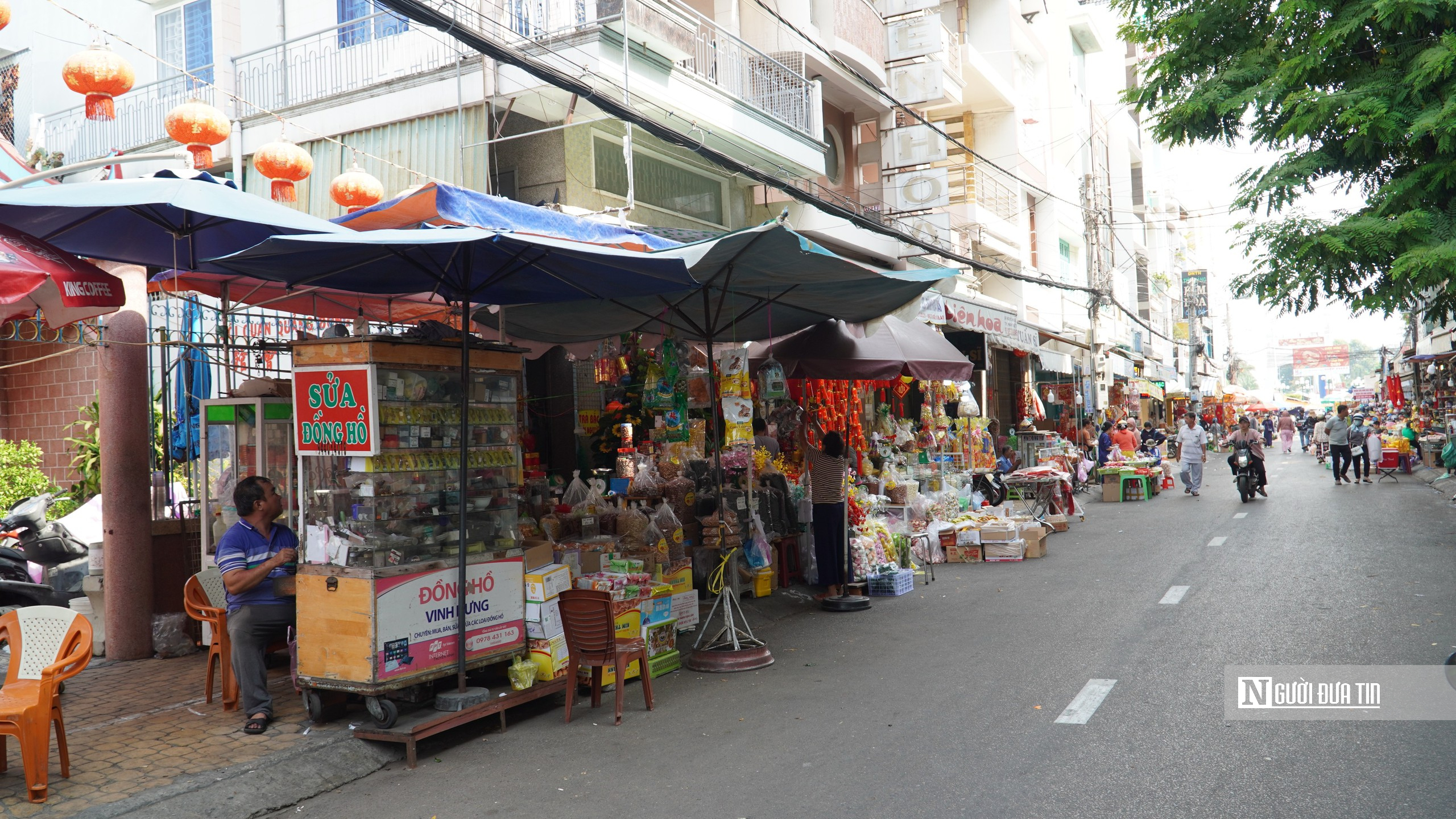 Phan Thiết chuẩn bị chợ Tết Nguyên Đán 2025 trong 6 ngày, với 18 vị trí bán hàng- Ảnh 1.