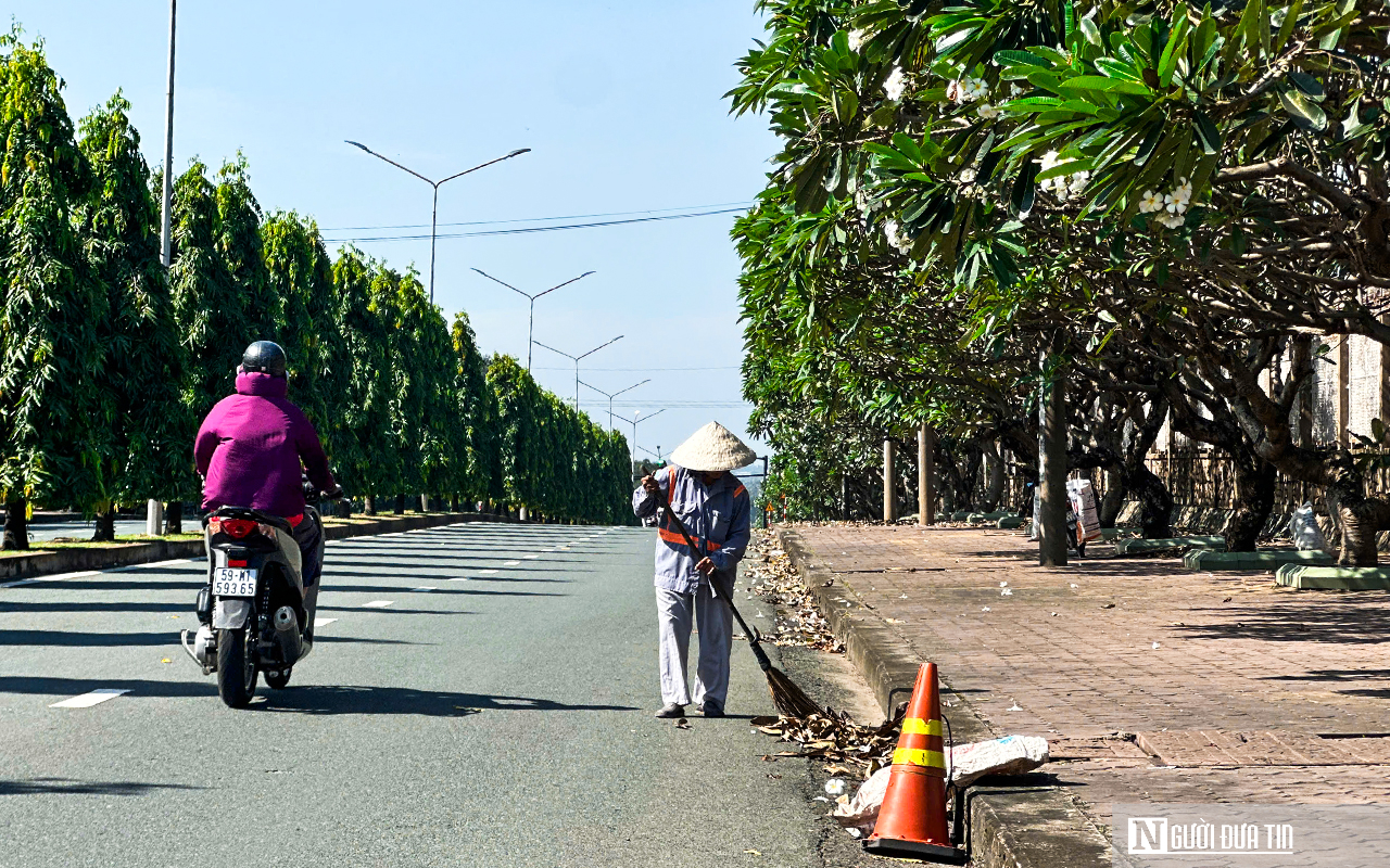 Lạc vào khu công nghiệp 