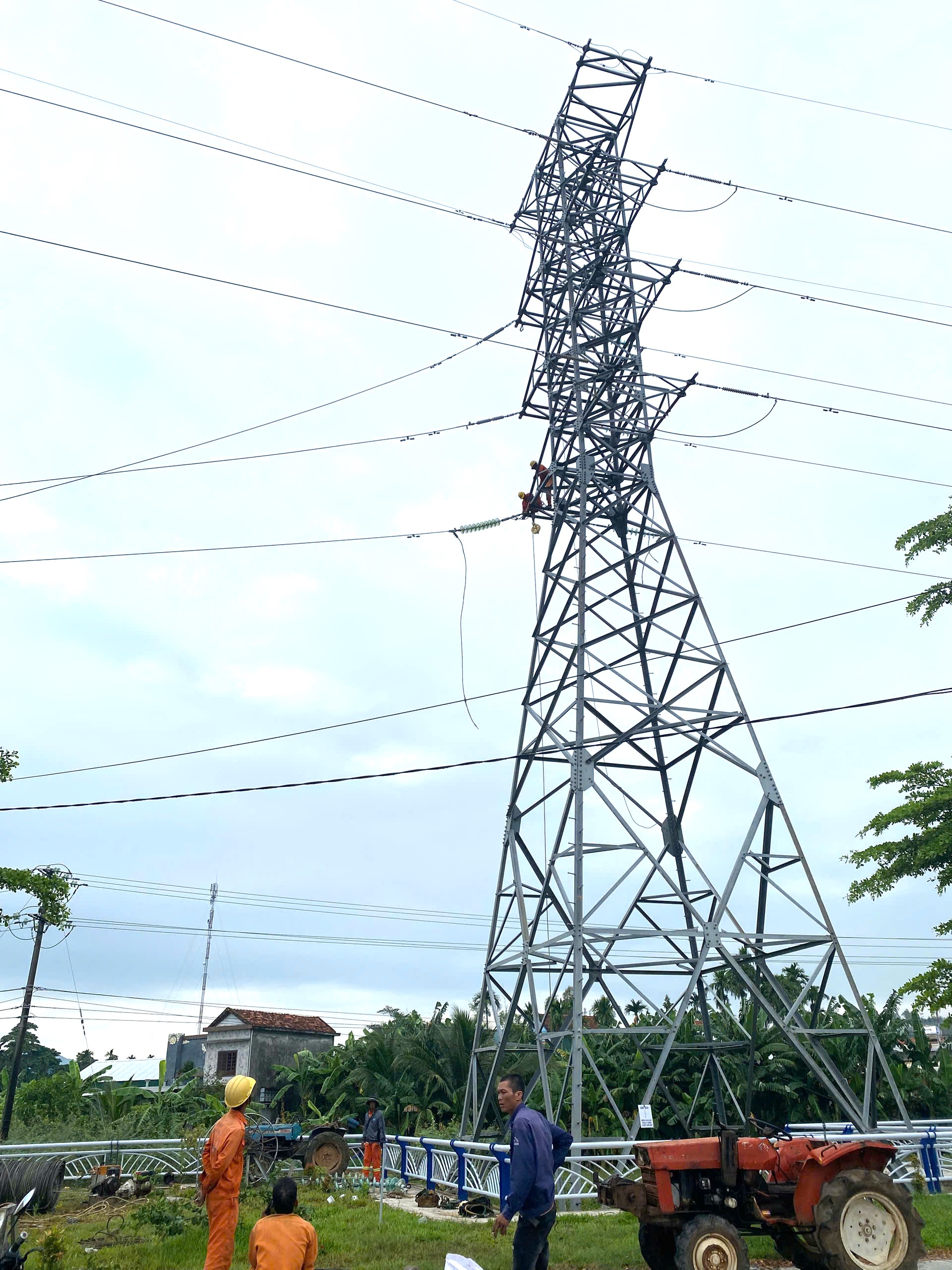 Dự án đường dây 110kV Duy Xuyên - Hội An có ý nghĩa rất lớn tỏng việc cung cấp điện cho thành phố Hội An và các vùng lân cận.