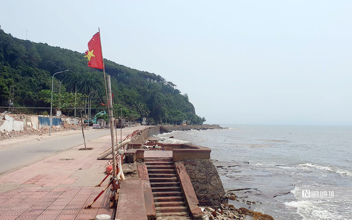 Hải Phòng: Sẽ sửa chữa tuyến kè biển xuống cấp ở Đồ Sơn trong năm 2025- Ảnh 2. Hải Phòng: Sẽ sửa chữa tuyến kè biển xuống cấp ở Đồ Sơn trong năm 2025- Ảnh 2.