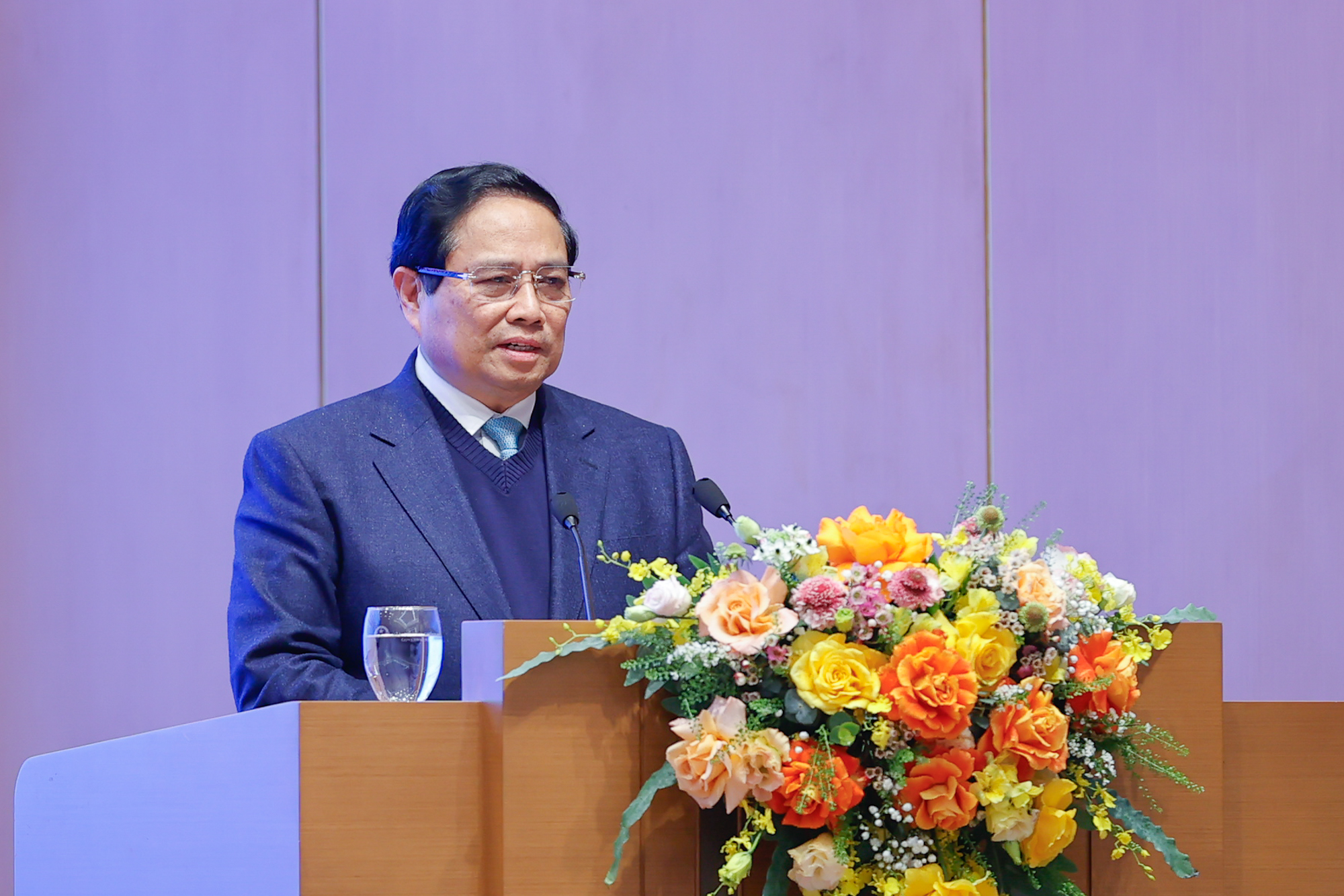 Thủ tướng: Nghiêm cấm tiêu cực, tham nhũng trong xử lý các dự án điện tái tạo- Ảnh 2.