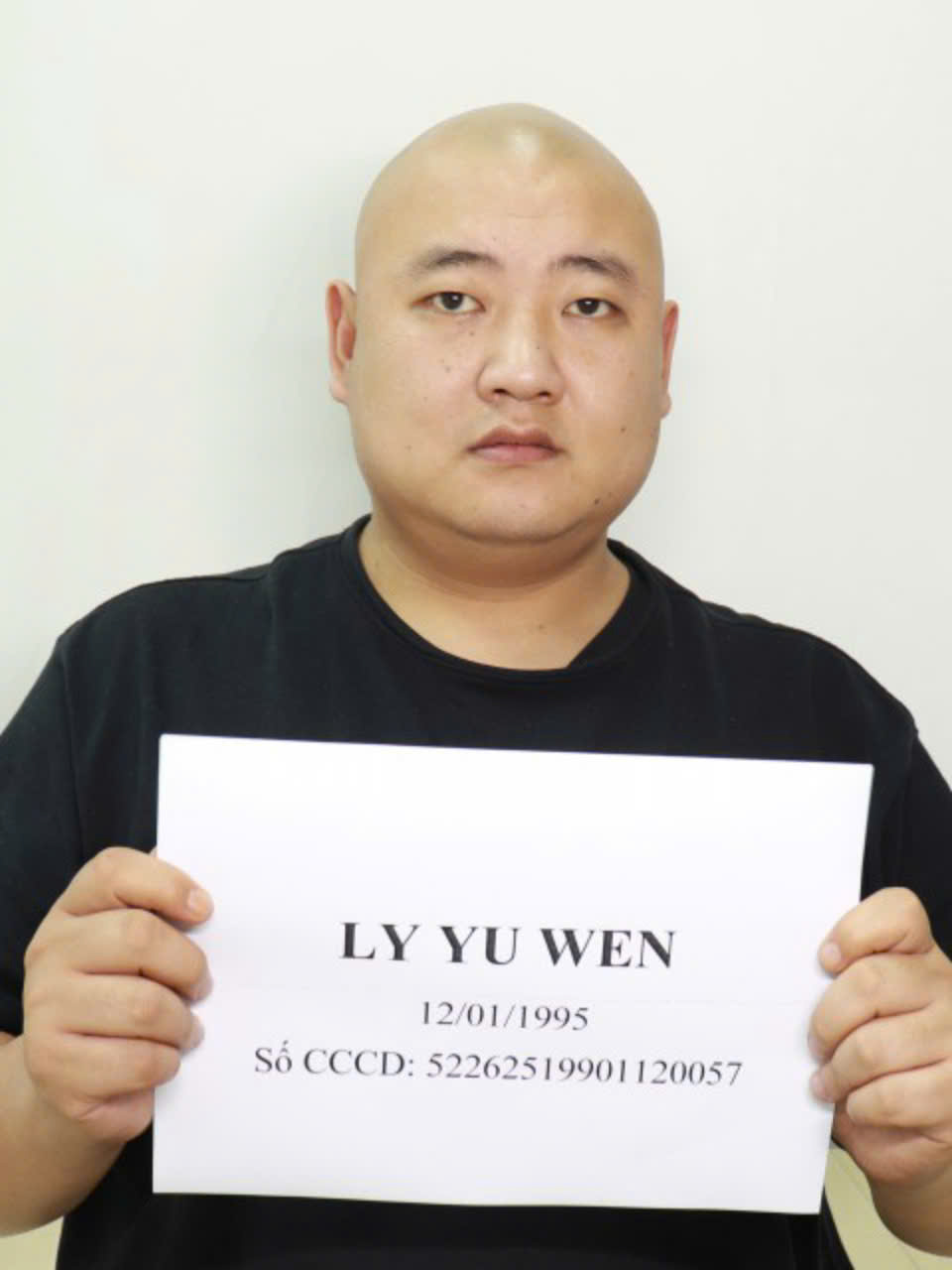 Đối tượng truy nã Ly Yu Wen. Ảnh:CA tỉnh Bình Định Đối tượng truy nã Ly Yu Wen. Ảnh:CA tỉnh Bình Định
