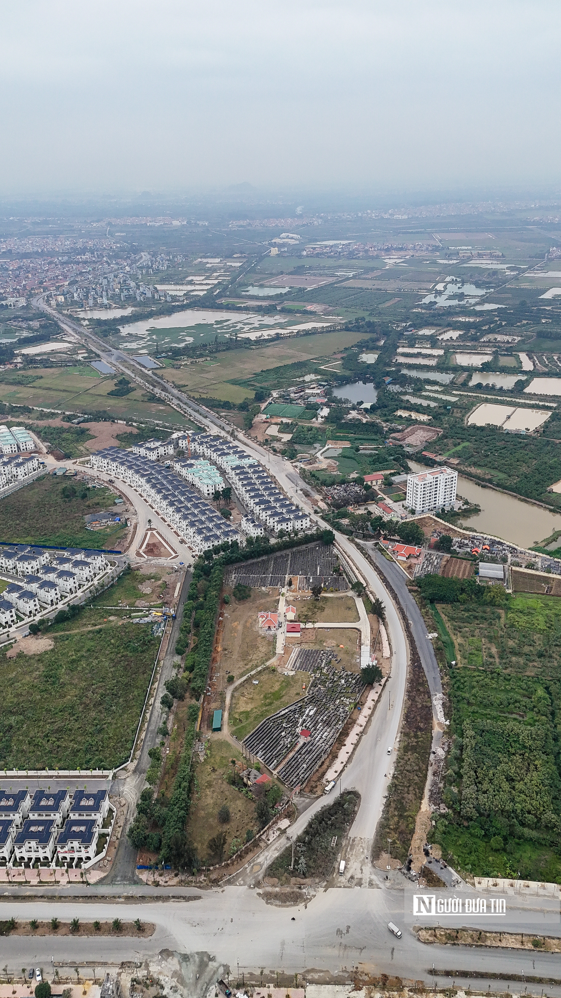 Hà Nội: Tuyến đường dài 2,9km gần 500 tỷ đồng làm 4 năm vẫn chưa xong- Ảnh 1.