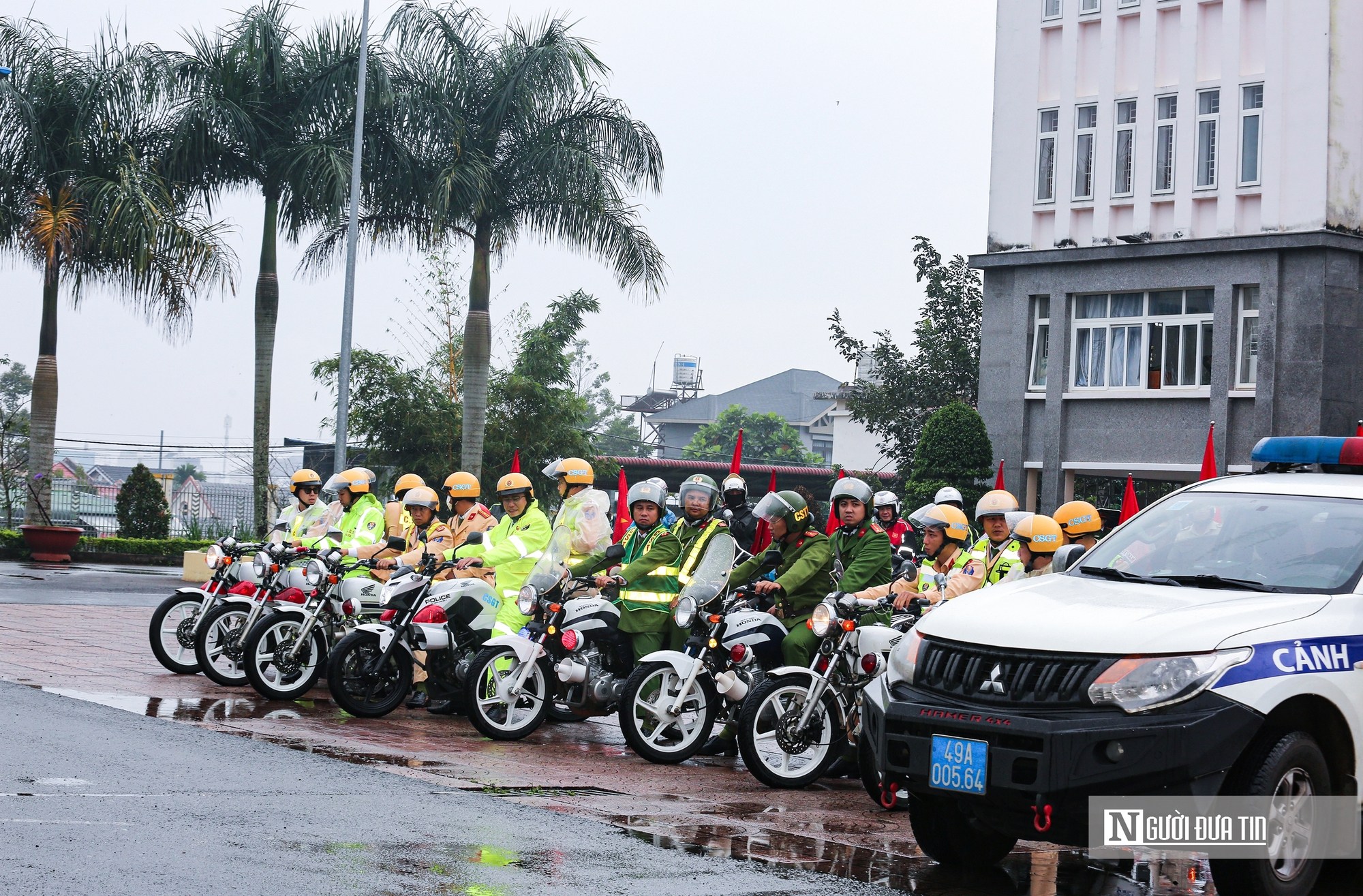 Lâm Đồng: Tp.Bảo Lộc ra quân cao điểm tấn công tội phạm, đảm bảo ANTT dịp lễ, tết- Ảnh 10. Lâm Đồng: Tp.Bảo Lộc ra quân cao điểm tấn công tội phạm, đảm bảo ANTT dịp lễ, tết- Ảnh 10.