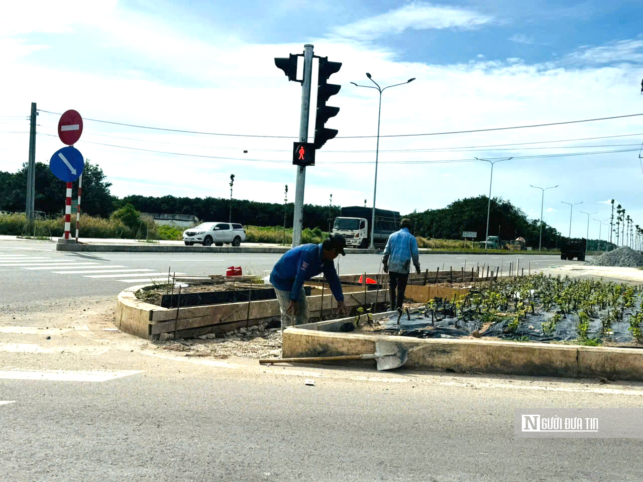 Ngắm tuyến đường hơn 3.800 tỷ đồng đẹp như dải lụa vắt qua rừng cao su- Ảnh 8.