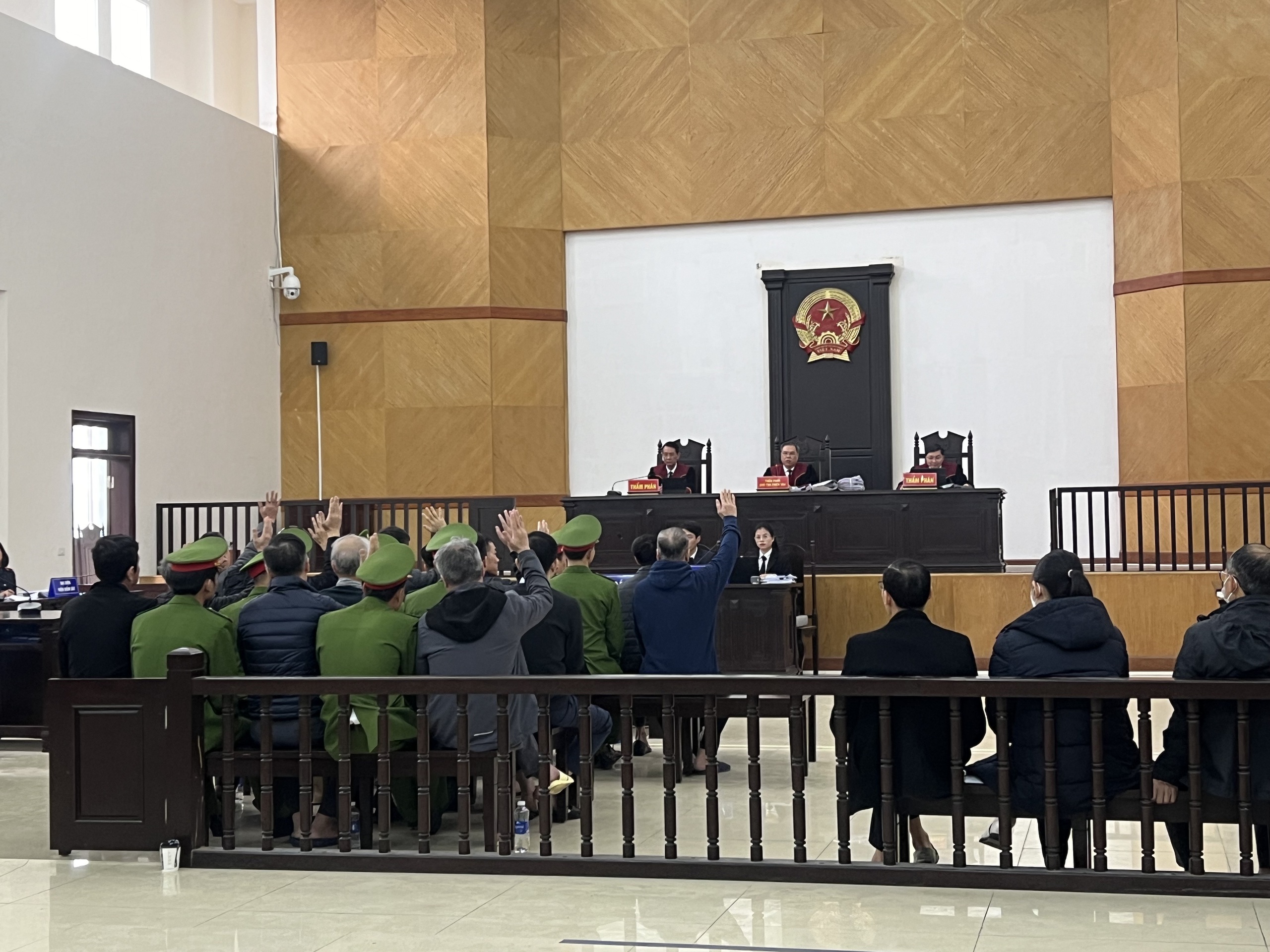 Hoãn xử phúc thẩm vụ án tại FLC do ông Trịnh Văn Quyết vắng mặt- Ảnh 1. Hoãn xử phúc thẩm vụ án tại FLC do ông Trịnh Văn Quyết vắng mặt- Ảnh 1.