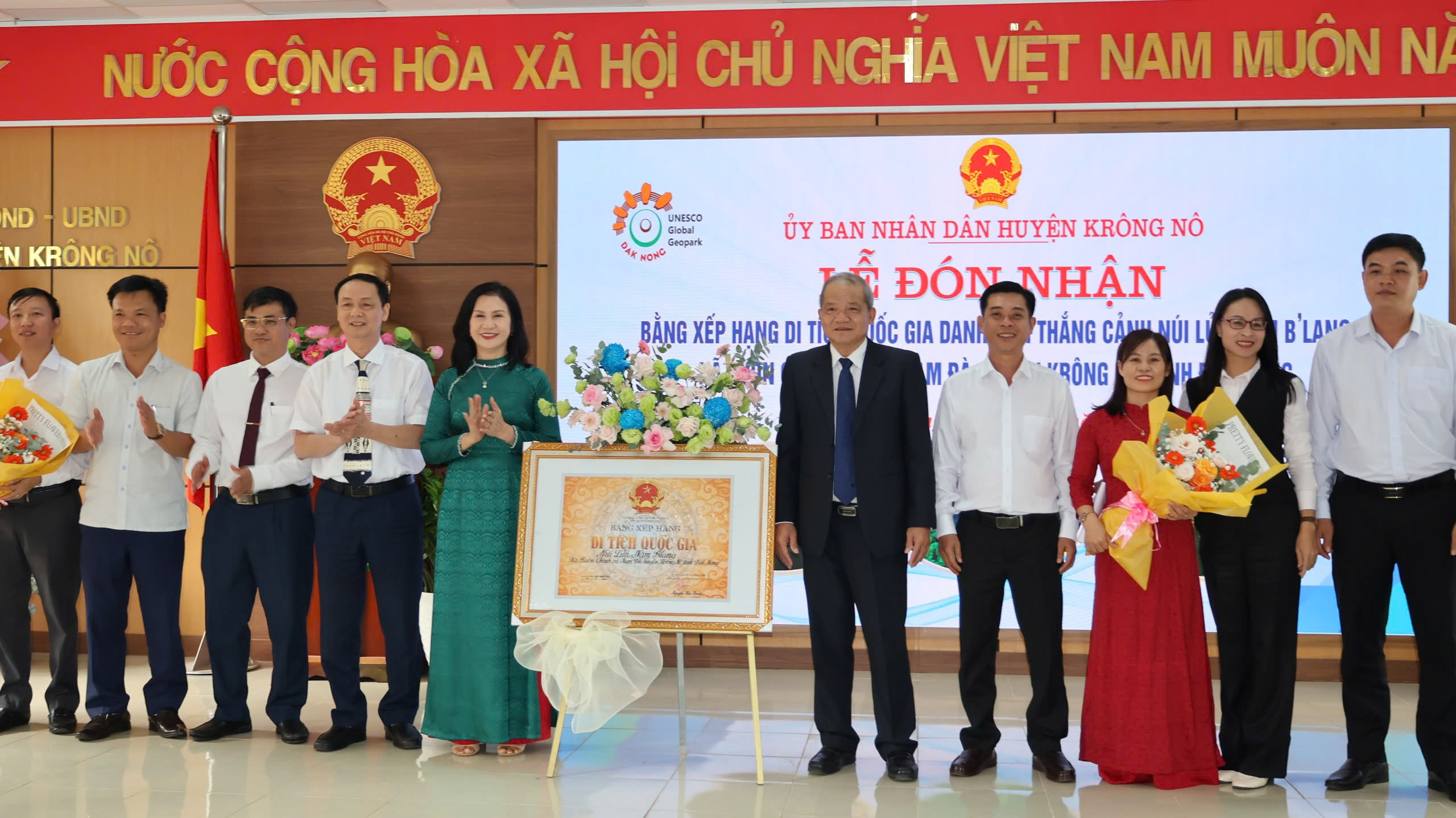 Một danh lam thắng cảnh hiếm có tại Đắk Nông được xếp hạng di tích quốc gia- Ảnh 4. Một danh lam thắng cảnh hiếm có tại Đắk Nông được xếp hạng di tích quốc gia- Ảnh 4.