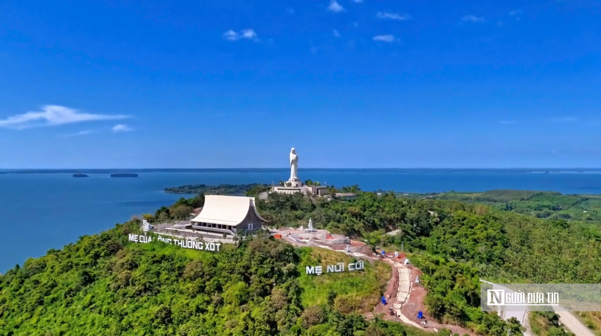 Tượng Đức Mẹ cao nhất Việt Nam: Say đắm vẻ đẹp kiến trúc, thiên nhiên- Ảnh 1.