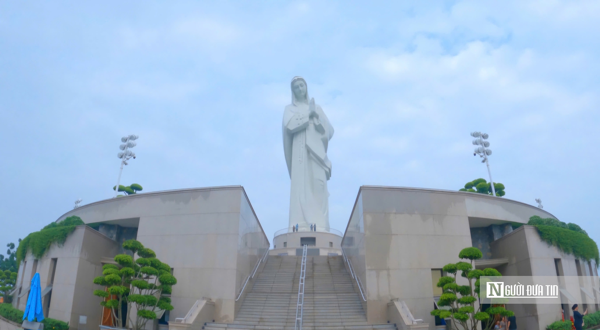 Tượng Đức Mẹ cao nhất Việt Nam: Say đắm vẻ đẹp kiến trúc, thiên nhiên- Ảnh 4.
