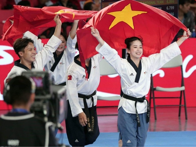 "Chị đẹp" Châu Tuyết Vân lần thứ năm vô địch taekwondo thế giới- Ảnh 1.