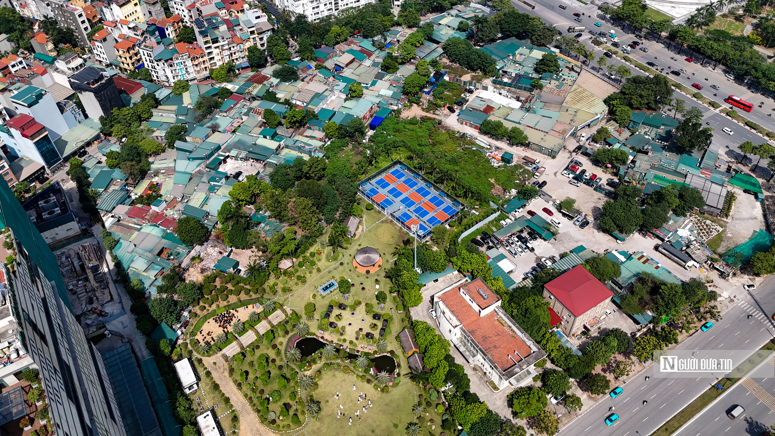 Hà Nội: Loạt sân pickleball "mọc" trên đất nông nghiệp bị dỡ bỏ- Ảnh 1.