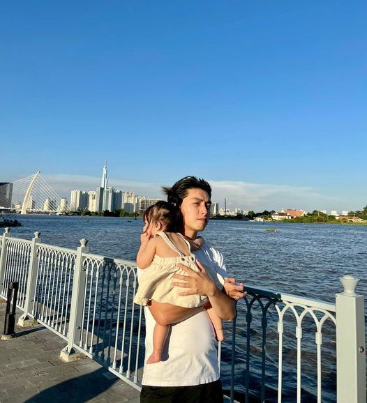 Gia đình hạnh phúc của Quý