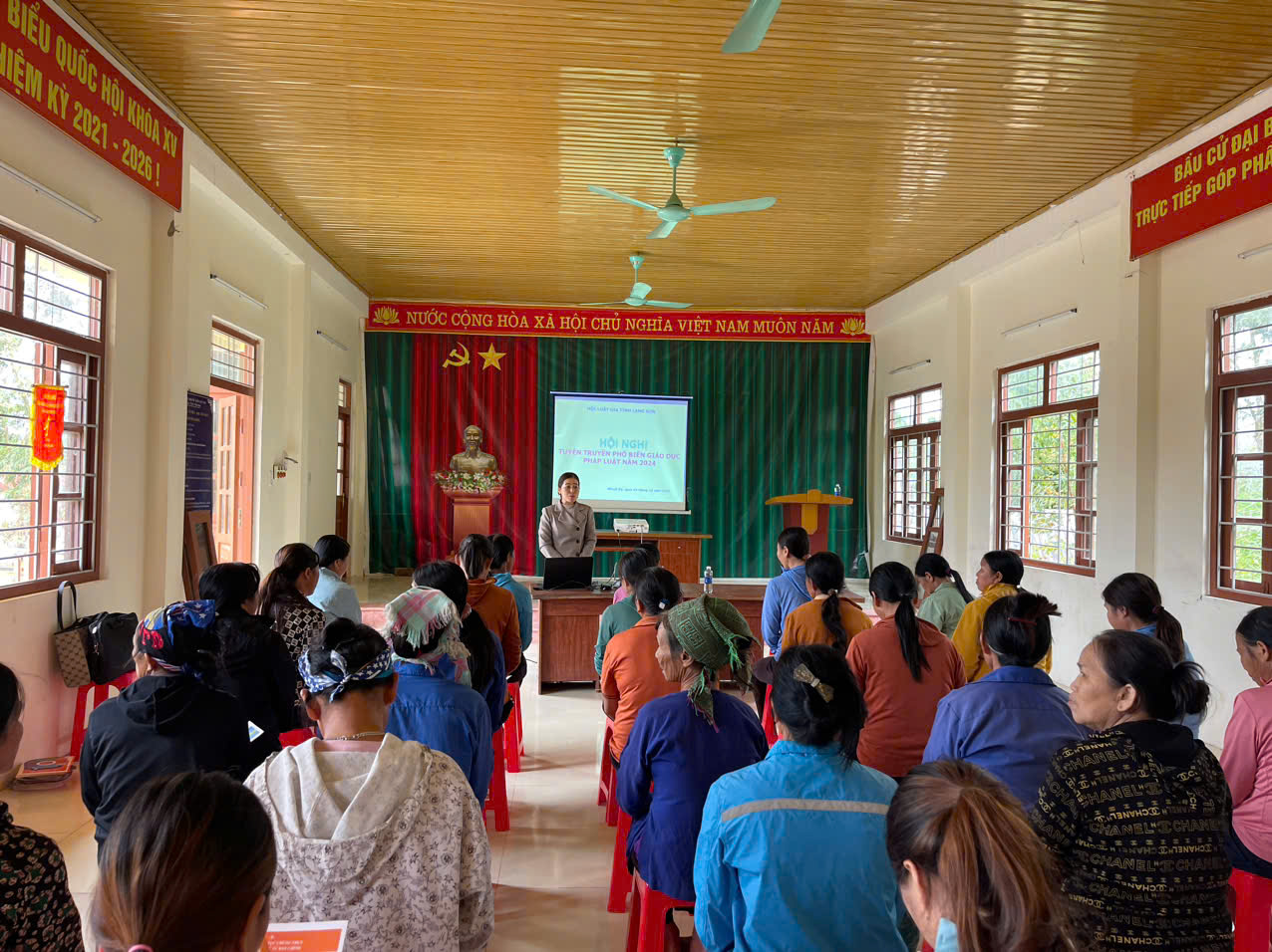 Hội Luật gia tỉnh Lạng Sơn: Đẩy mạnh tuyên truyền phổ biến, giáo dục pháp luật- Ảnh 1. Hội Luật gia tỉnh Lạng Sơn: Đẩy mạnh tuyên truyền phổ biến, giáo dục pháp luật- Ảnh 1.