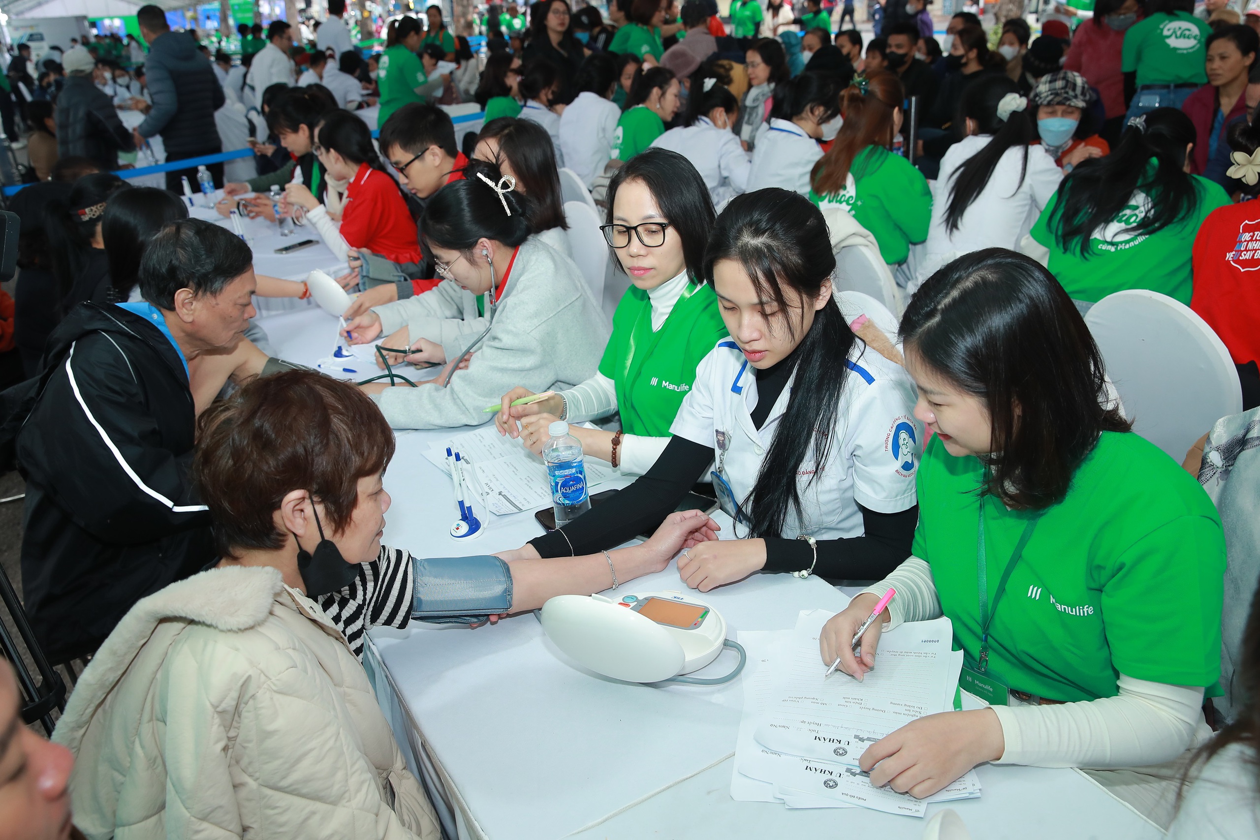 Manulife mang hơn 3.000 suất khám sức khỏe miễn phí đến Hà Nội- Ảnh 2.