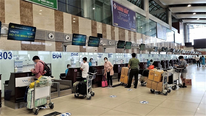 Từ 2025, cấm xuất cảnh với cá nhân nợ thuế từ 10 triệu đồng- Ảnh 1. Từ 2025, cấm xuất cảnh với cá nhân nợ thuế từ 10 triệu đồng- Ảnh 1.