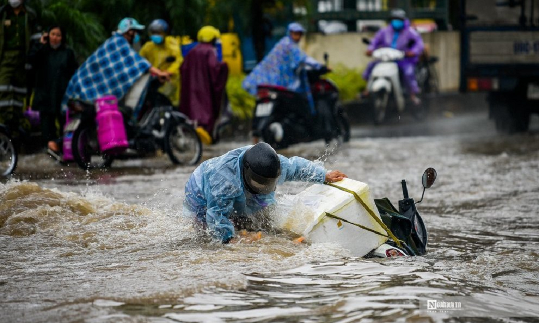 Dự báo thời tiết ngày 16/7/2024: Mưa rất to đổ bộ- Ảnh 1.