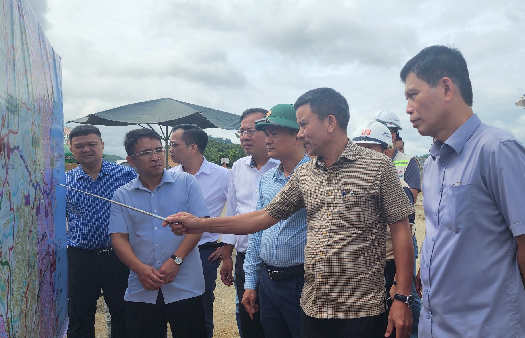 Thứ trưởng Lê Anh Tuấn chỉ đạo đẩy nhanh tiến độ cao tốc Khánh Hòa – Buôn Ma Thuột- Ảnh 1.